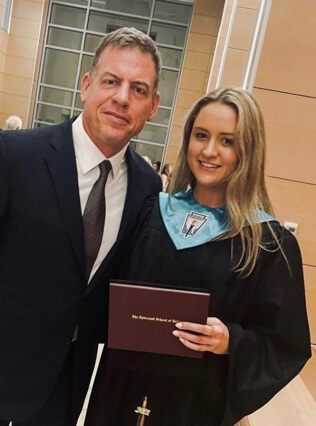 Alexa Marie Aikman with her father Troy Aikman. 